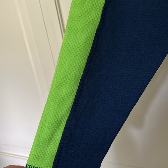 Boys XL(18/20) Zeroxposur Performance Shirt - Picture 3 of 9